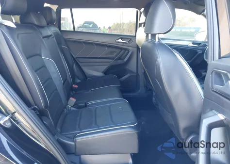 2022 Volkswagen Tiguan 2.0T Sel R-Line из США, поврежденный, VIN 3VV4B7AX3NM031328